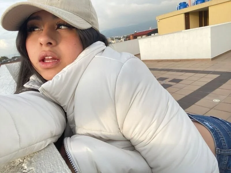 XXX Porn Photo of Nude Queen_liana 6