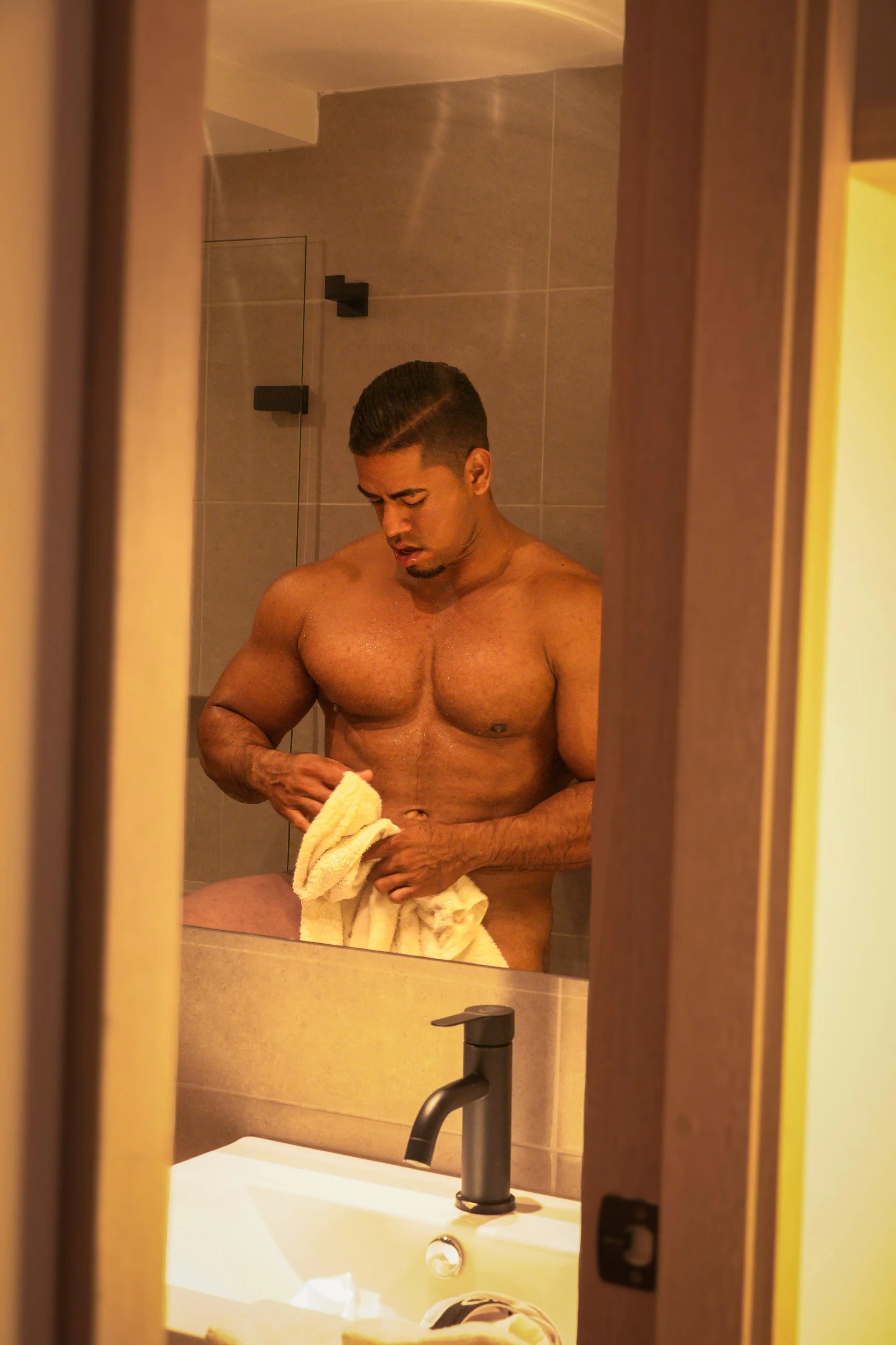 XXX Porn Photo of Nude Trevor_vinc 15