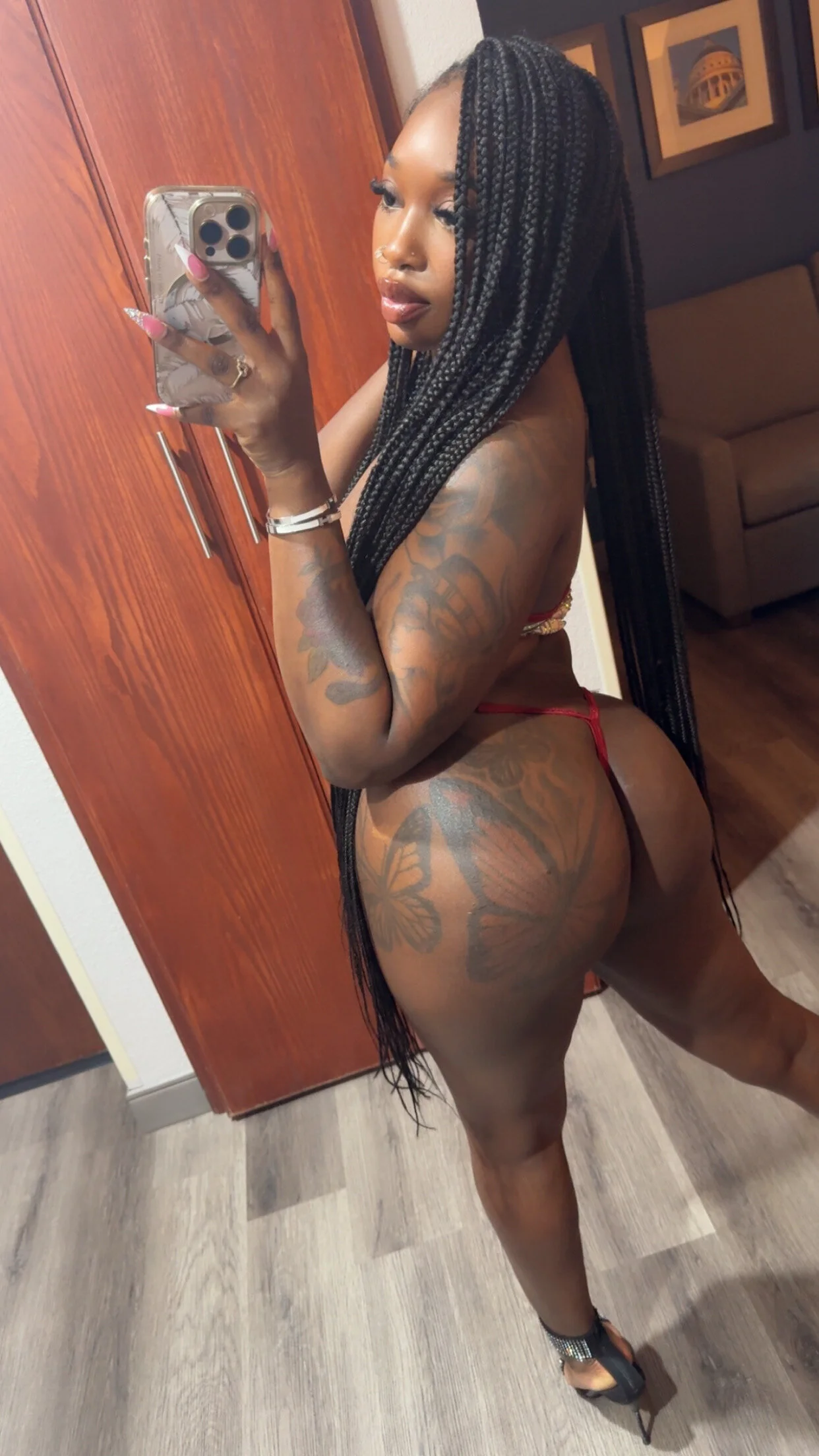 XXX Porn Photo of Nude londonsfantasy 13