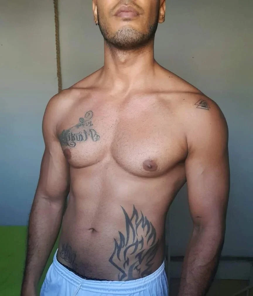 XXX Porn Photo of Nude liam_howard 25