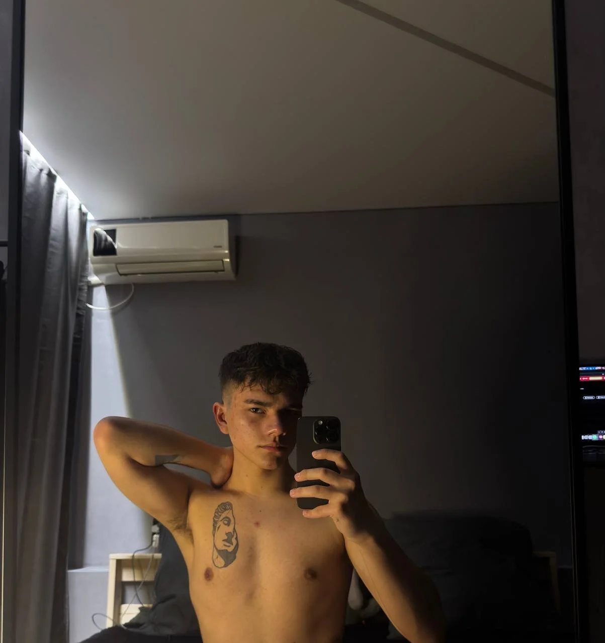 XXX Porn Photo of Nude MaxWoolf 15