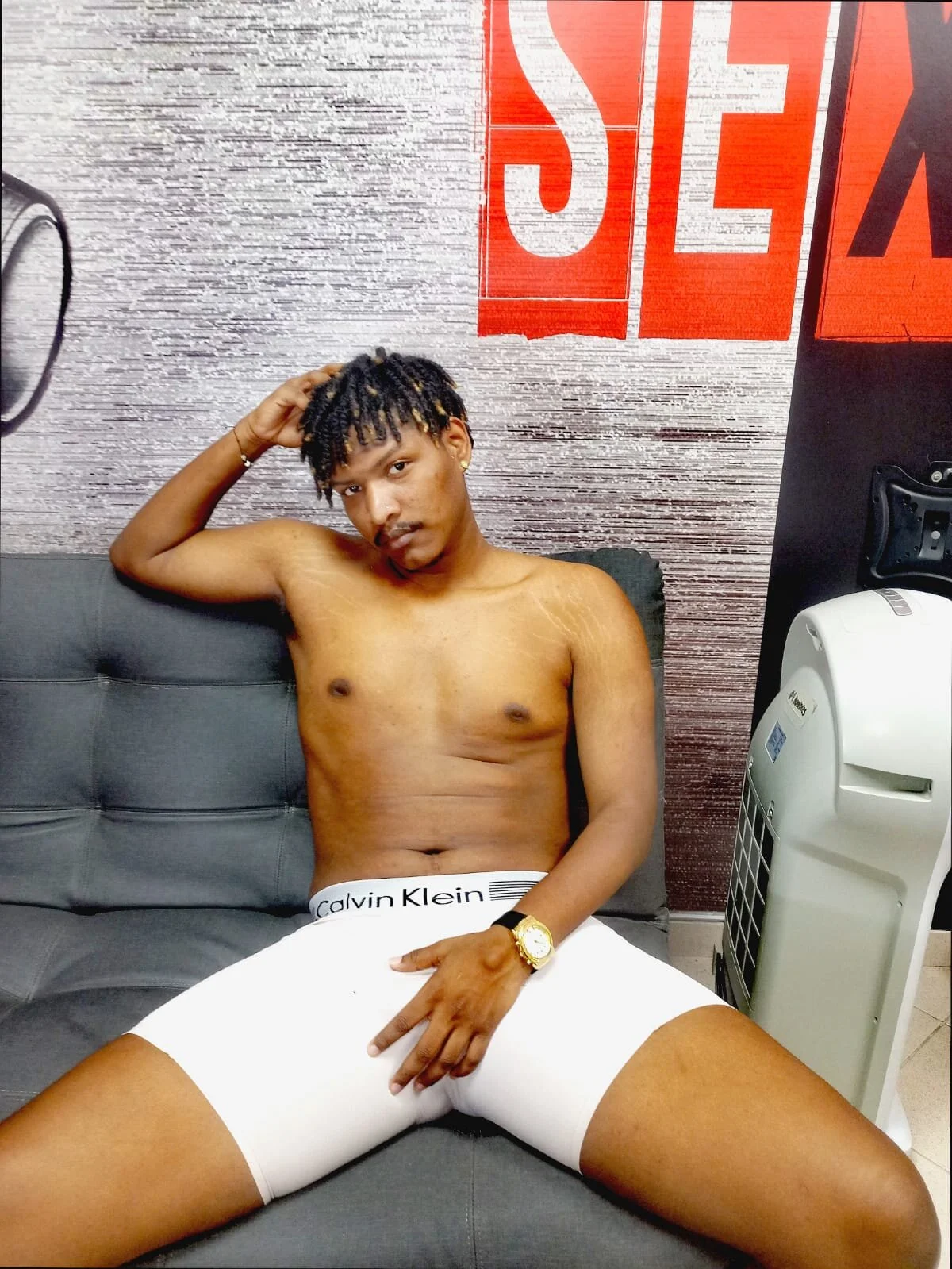 XXX Porn Photo of Nude BlackAndAxel 4