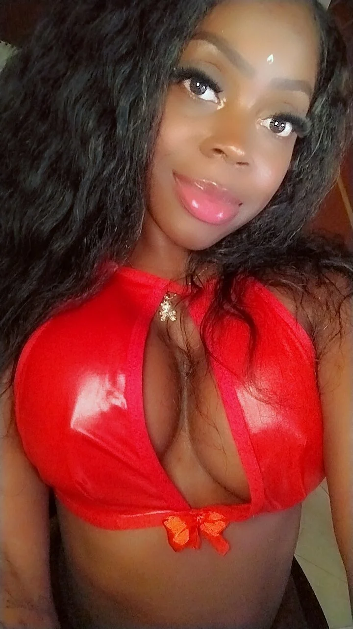 XXX Porn Photo of Nude lizzy_jooss 4