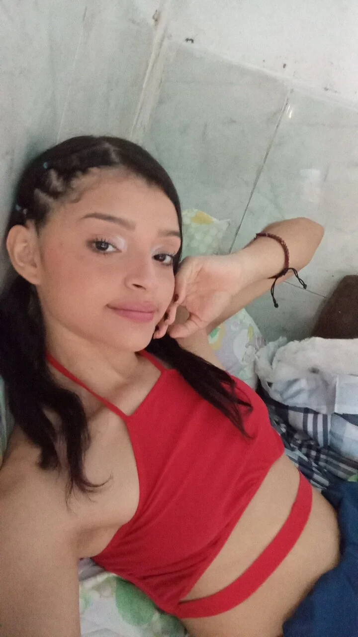 XXX Porn Photo of Nude moni_dulcesita 1