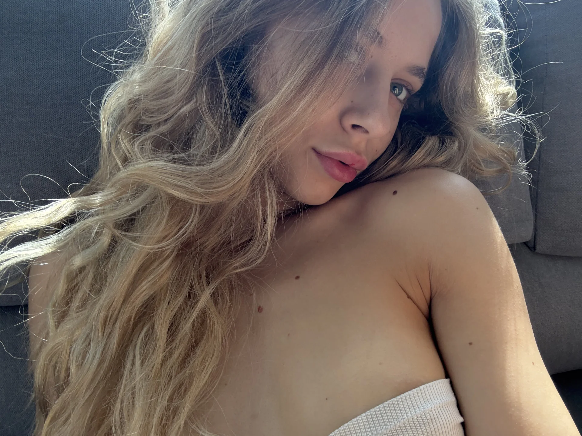 XXX Porn Photo of Nude BabyAnais 20
