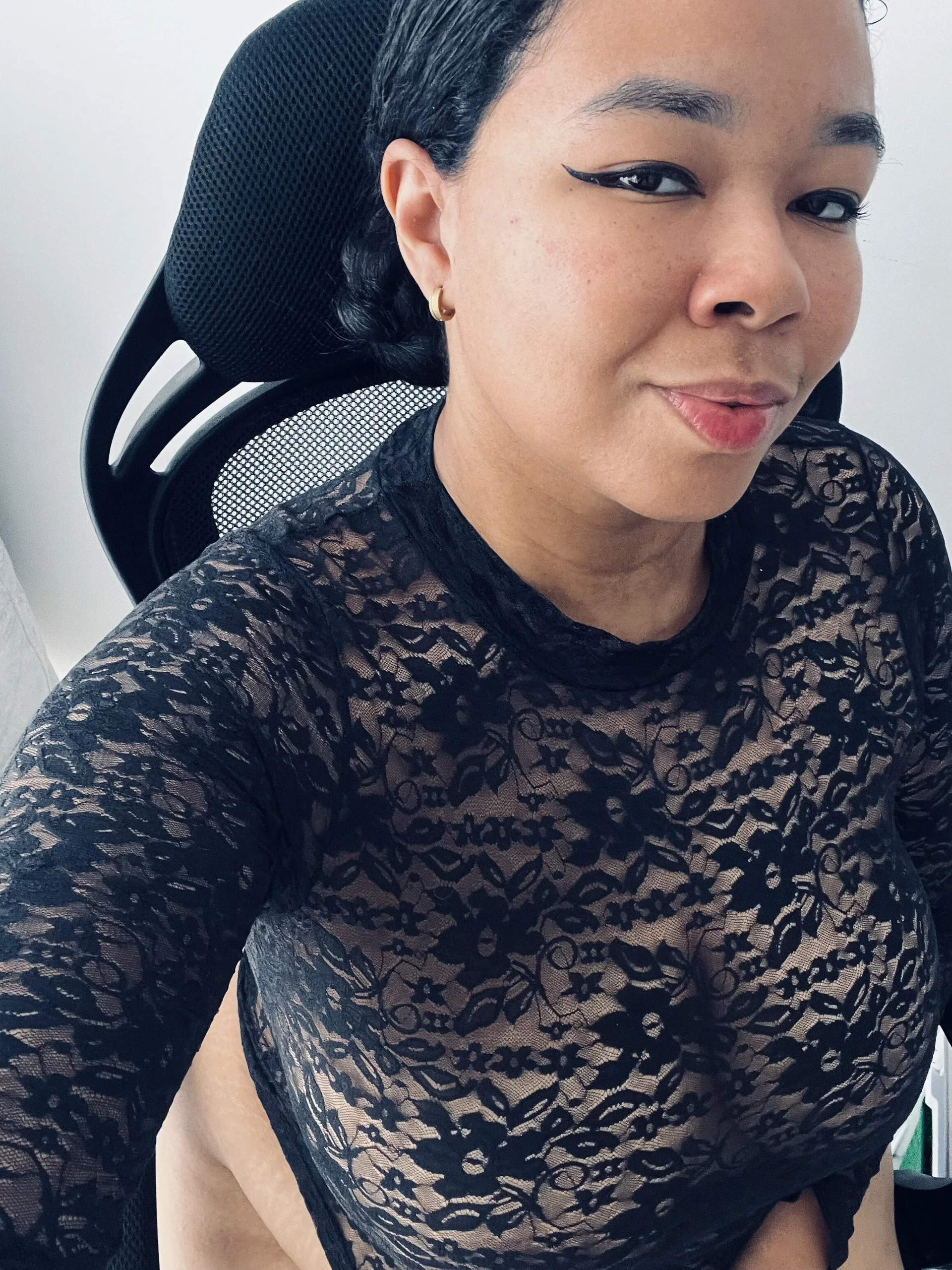 XXX Porn Photo of Nude XMara 12
