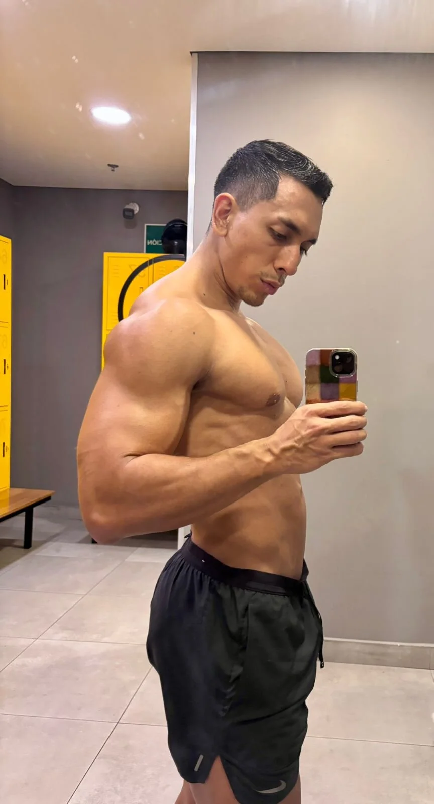 XXX Porn Photo of Nude Lucio__Fox 9