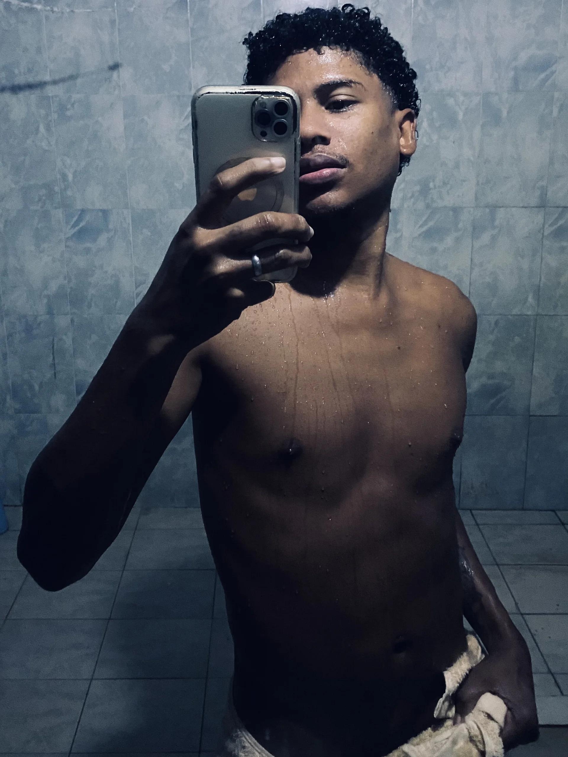 XXX Porn Photo of Nude petter_carllyz 3