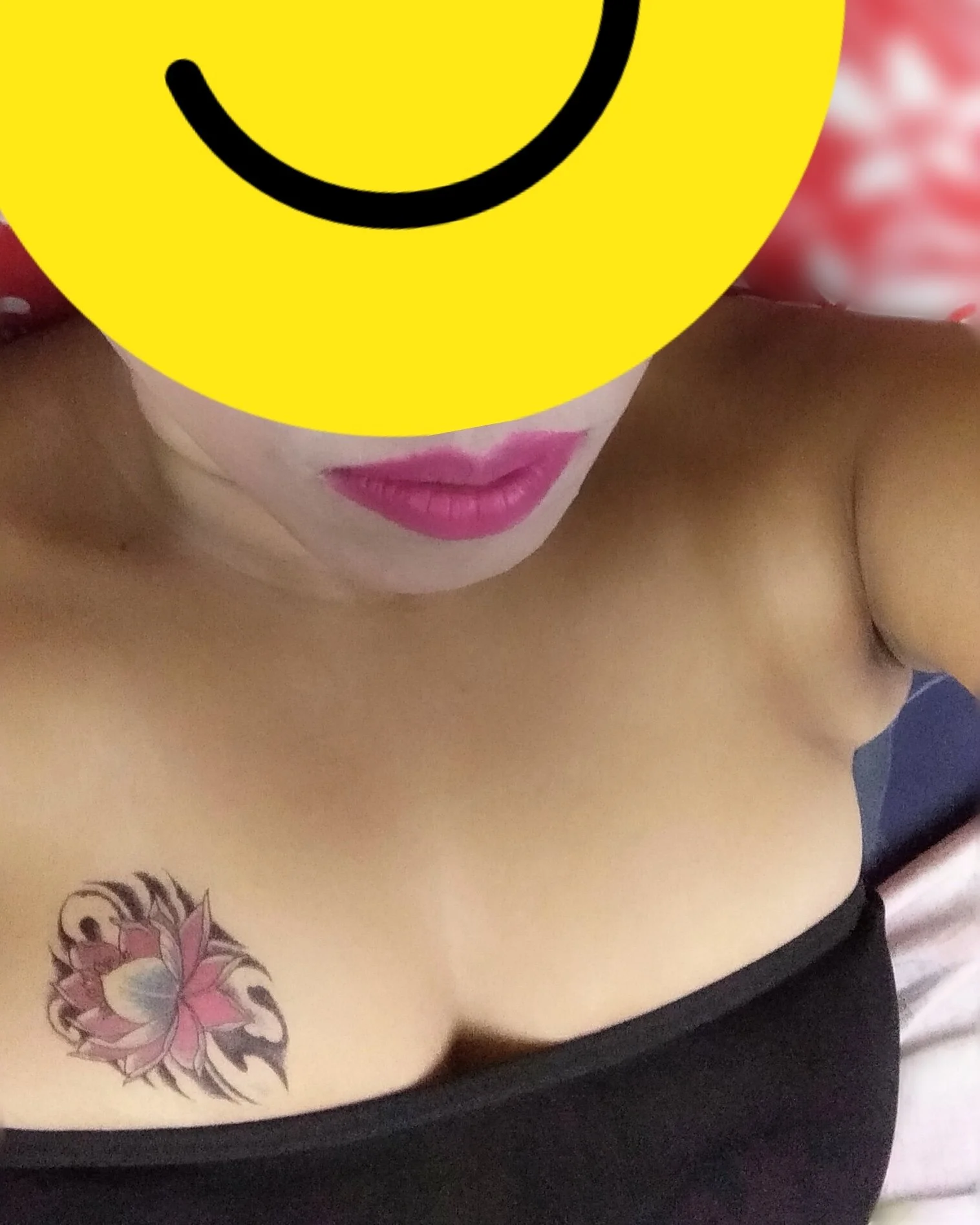 XXX Porn Photo of Nude Smile--Queen 3