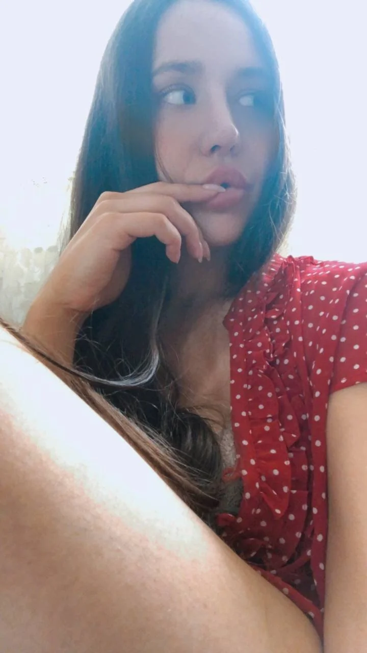 XXX Porn Photo of Nude Luci__B 5