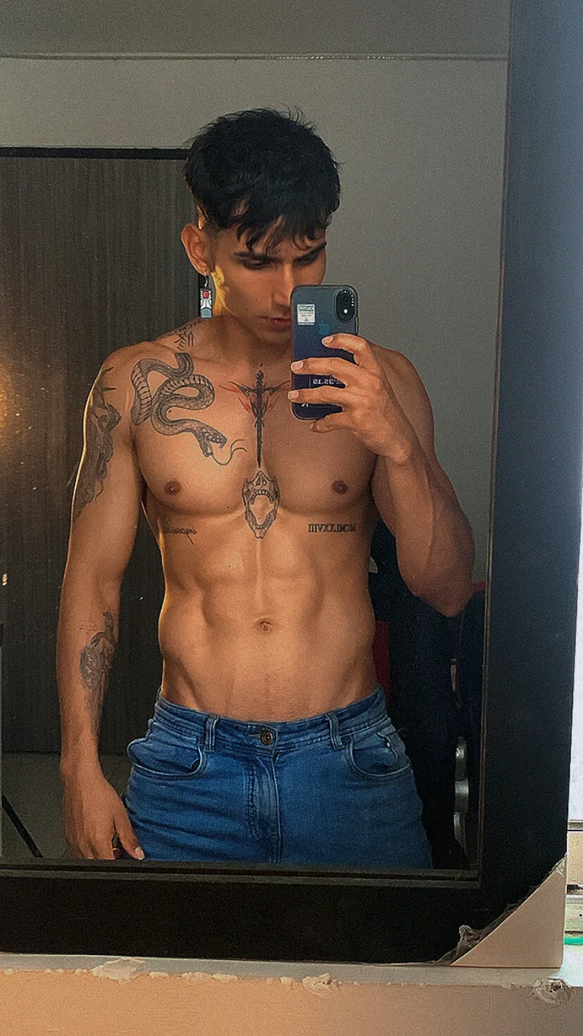XXX Porn Photo of Nude muscle_boyhorny 107