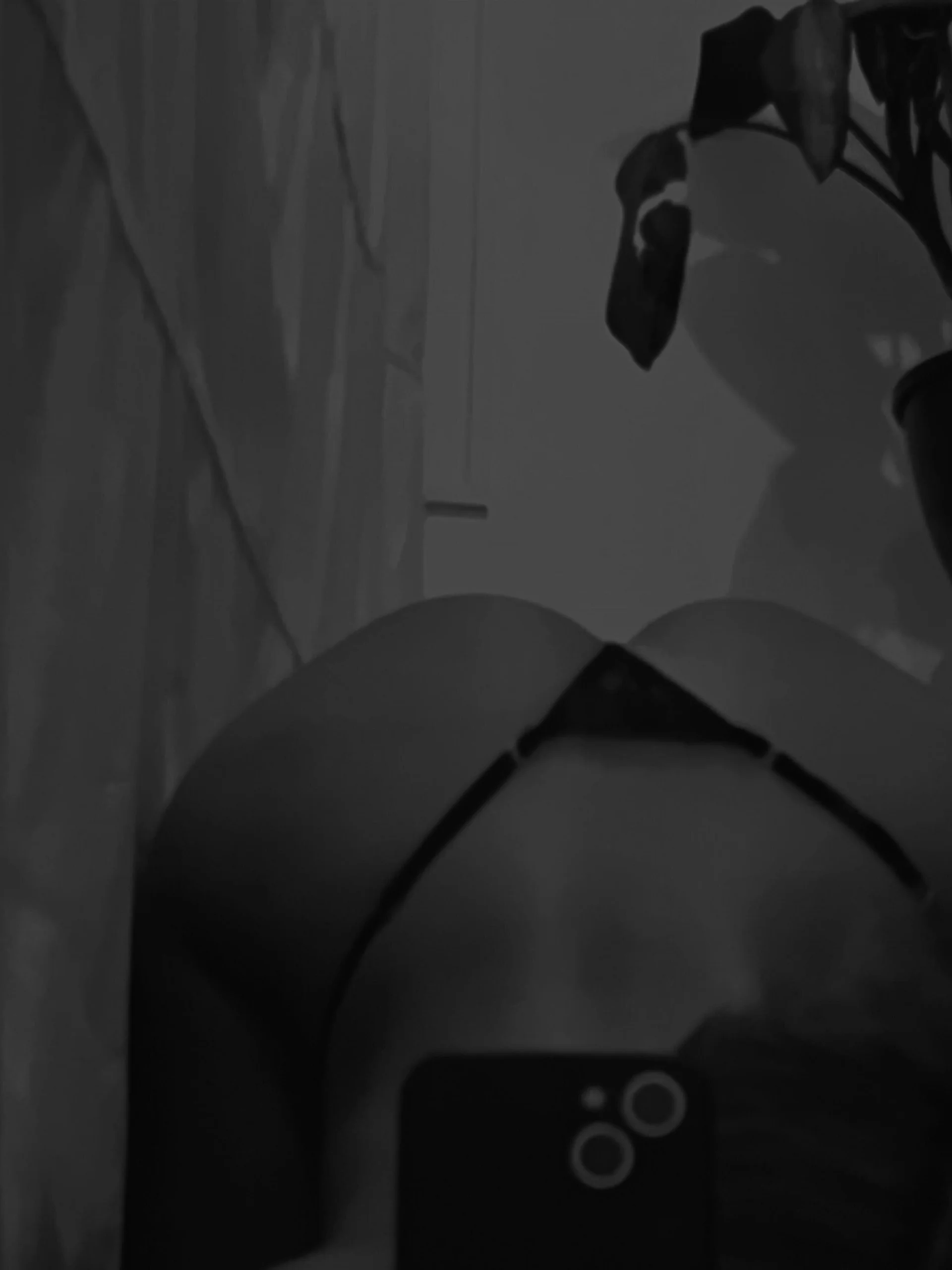 XXX Porn Photo of Nude revy_blacck 8