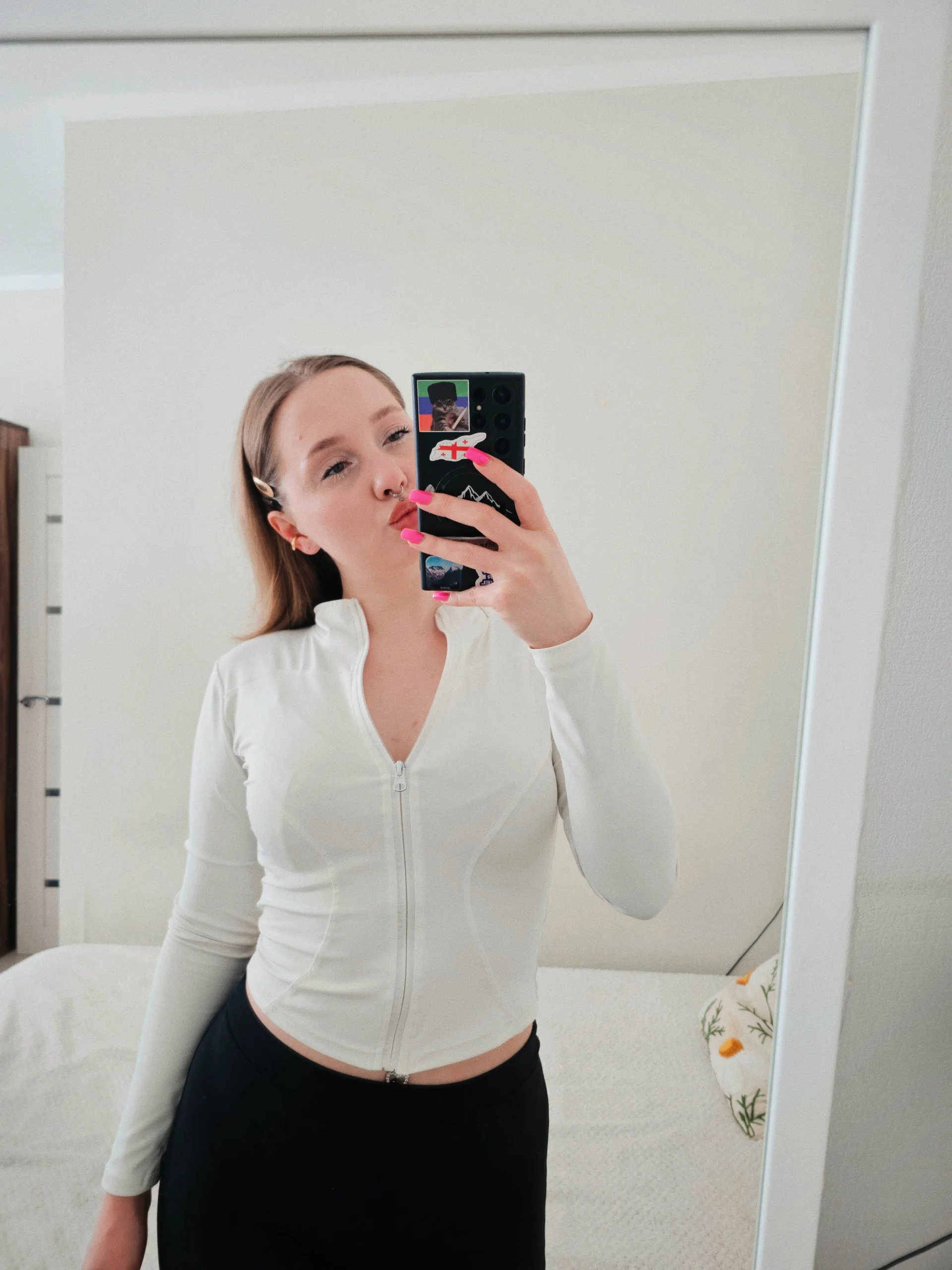 XXX Porn Photo of Nude ooopsitscandy 14