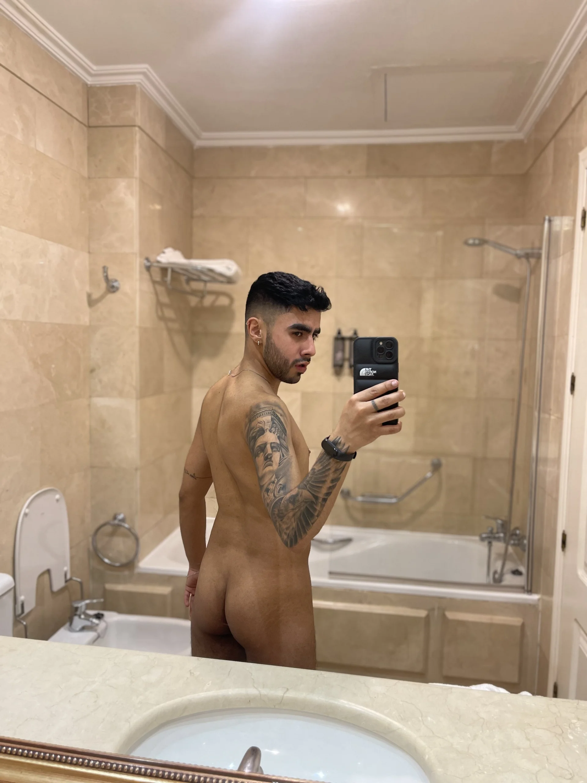 XXX Porn Photo of Nude ItsMeEros 303