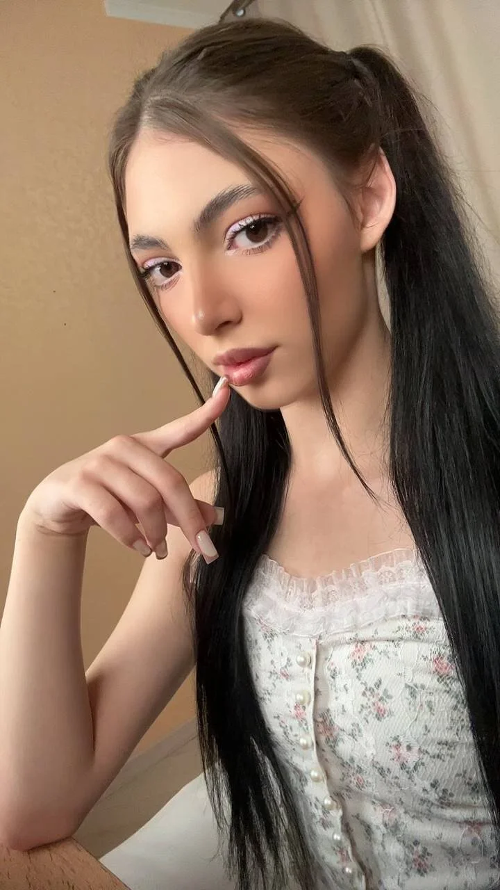 XXX Porn Photo of Nude Mellisa_InLove 1