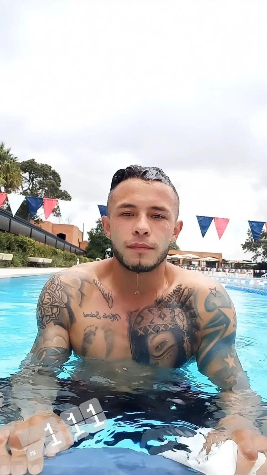 XXX Porn Photo of Nude sebastian_horny 16