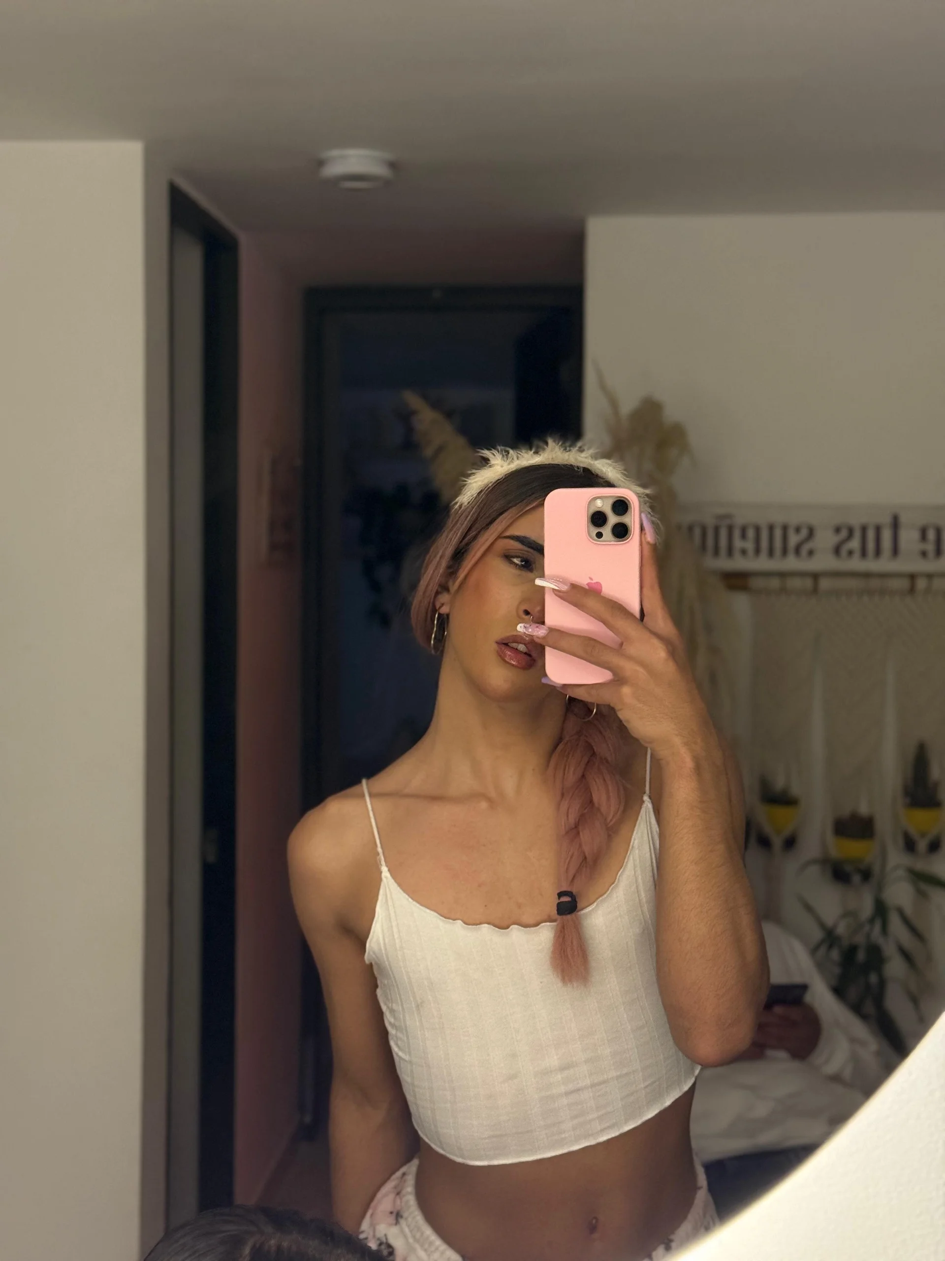 XXX Porn Photo of Nude isa_fox_23 4