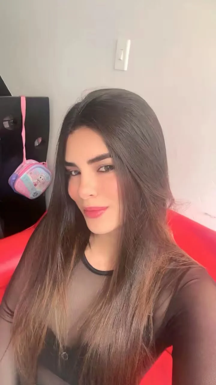XXX Porn Photo of Nude Samantha_luxxx 1
