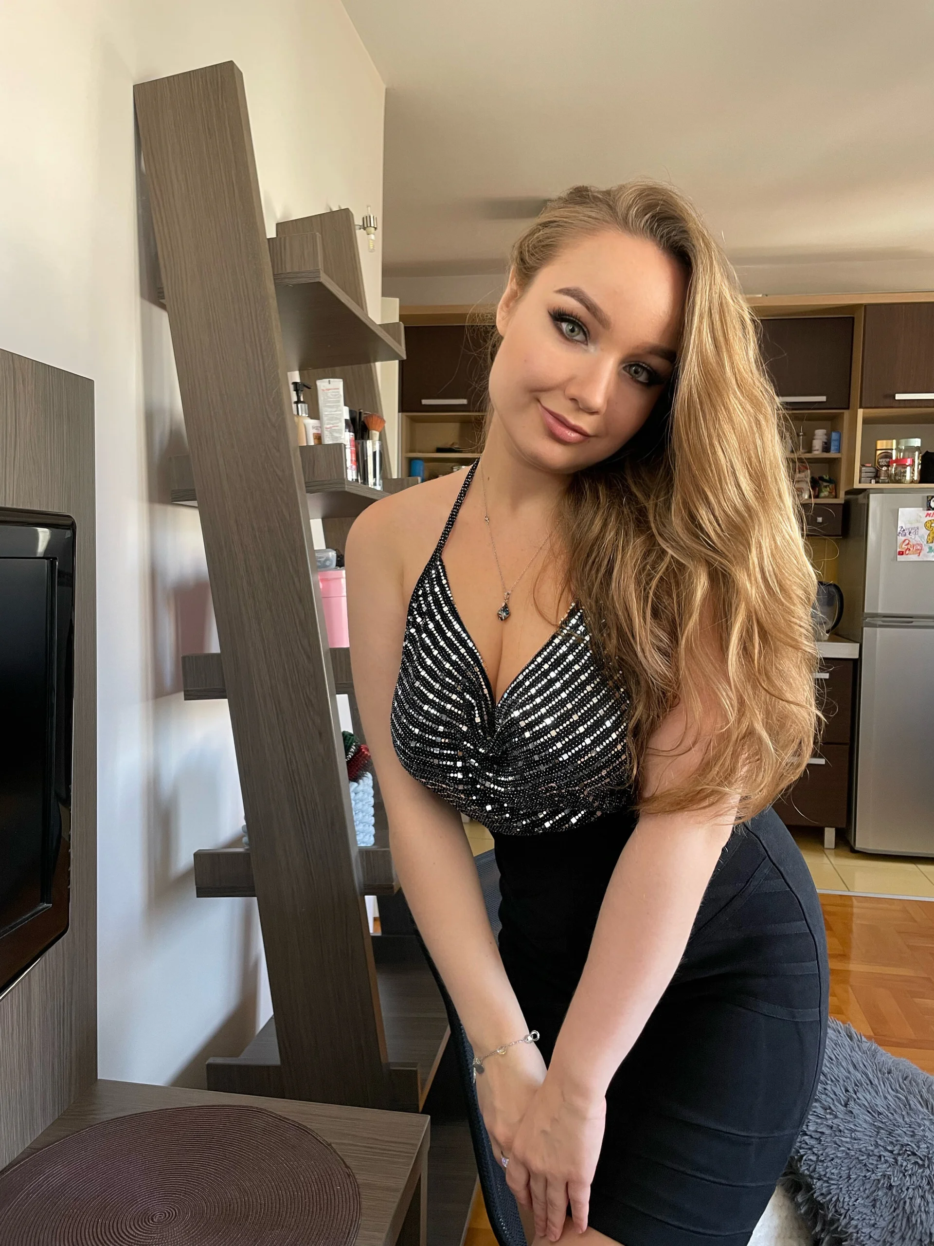 XXX Porn Photo of Nude BUSTYTUBE 75