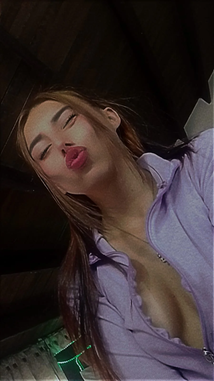 LuluKiss_