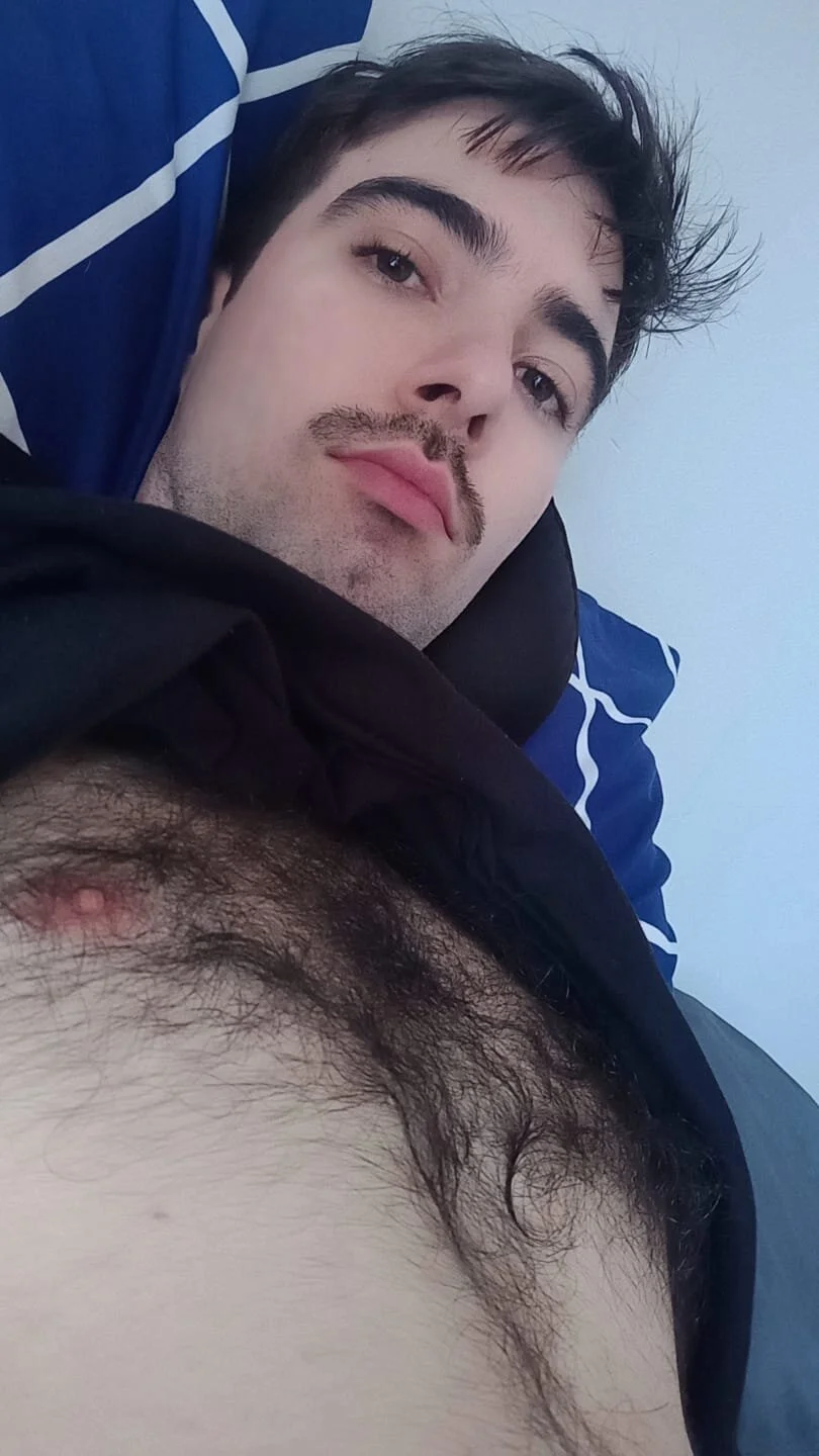 XXX Porn Photo of Nude hairyzodb 8