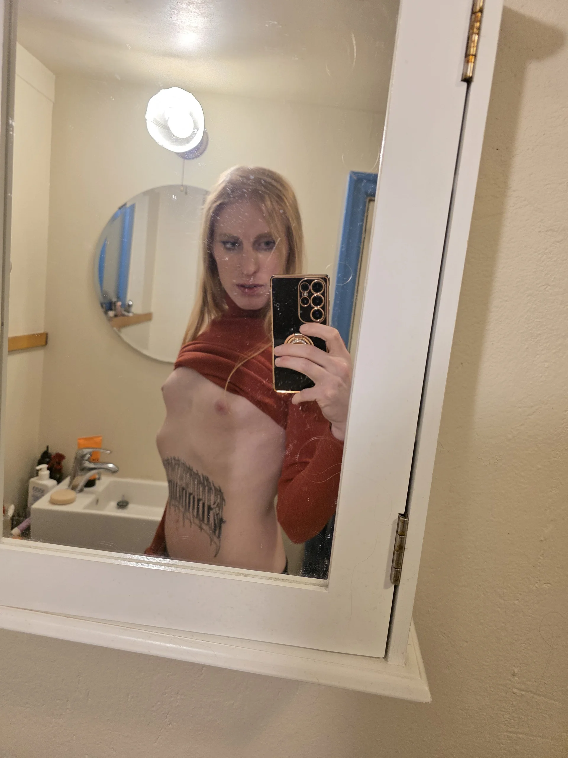 XXX Porn Photo of Nude AngelCakexoxo 3