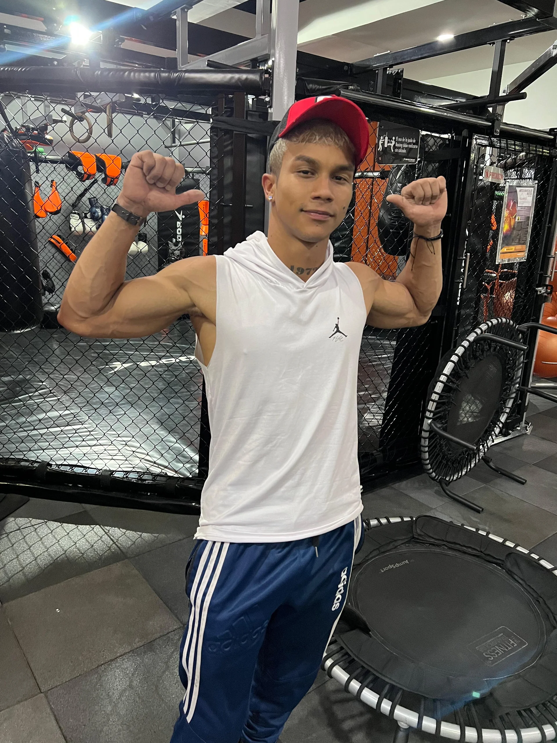 XXX Porn Photo of Nude Leonard_Price 19