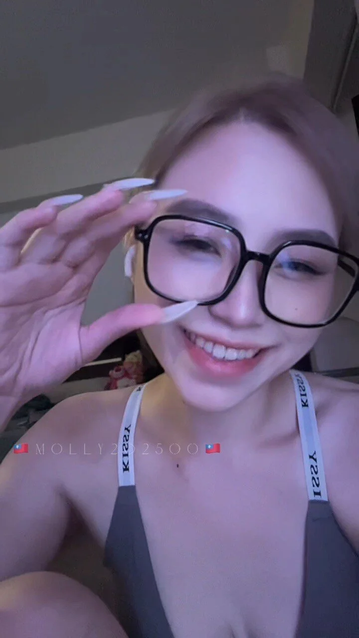 XXX Porn Photo of Nude Mollyhappy1769 4