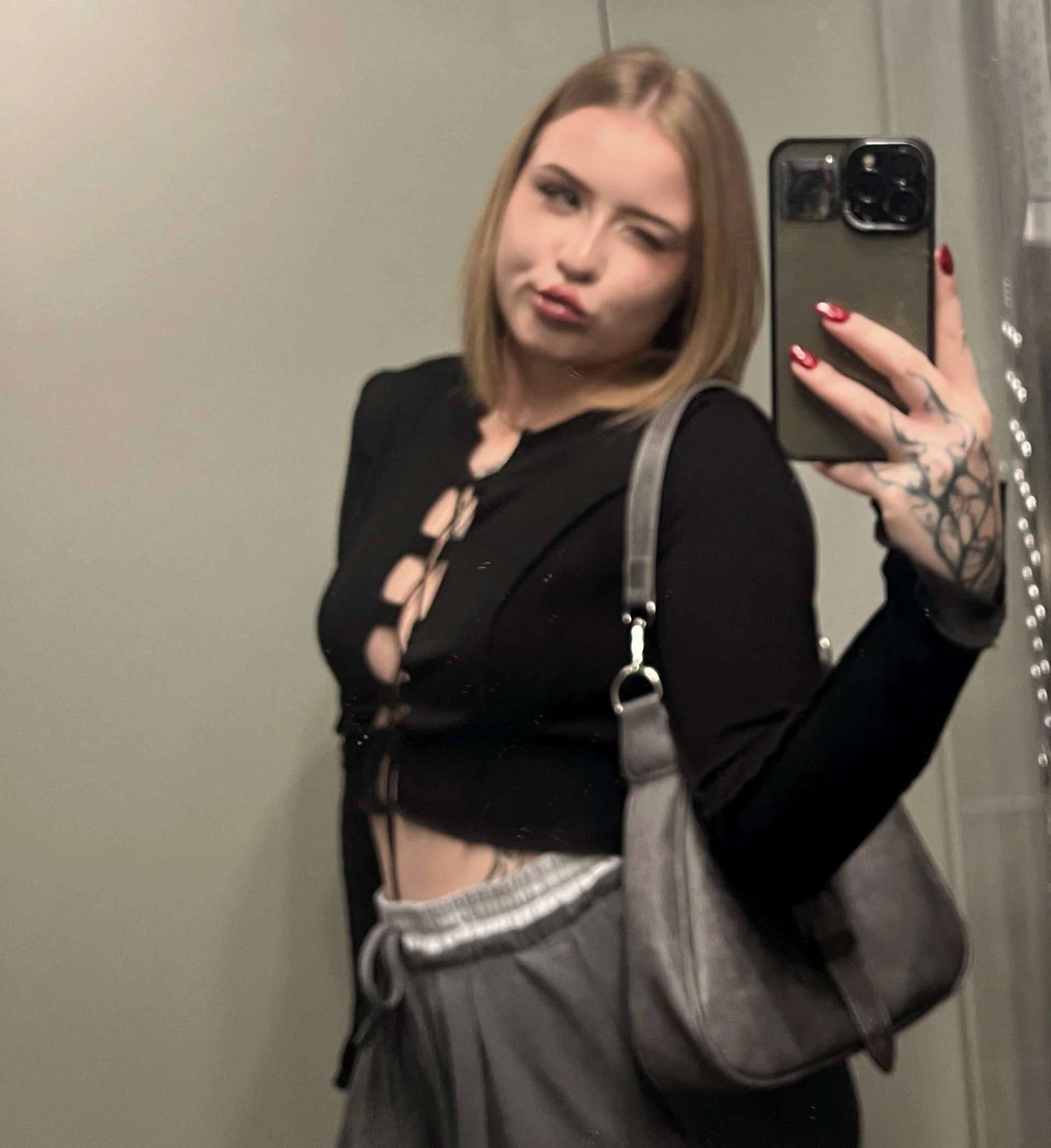 XXX Porn Photo of Nude royce_ghost1 172