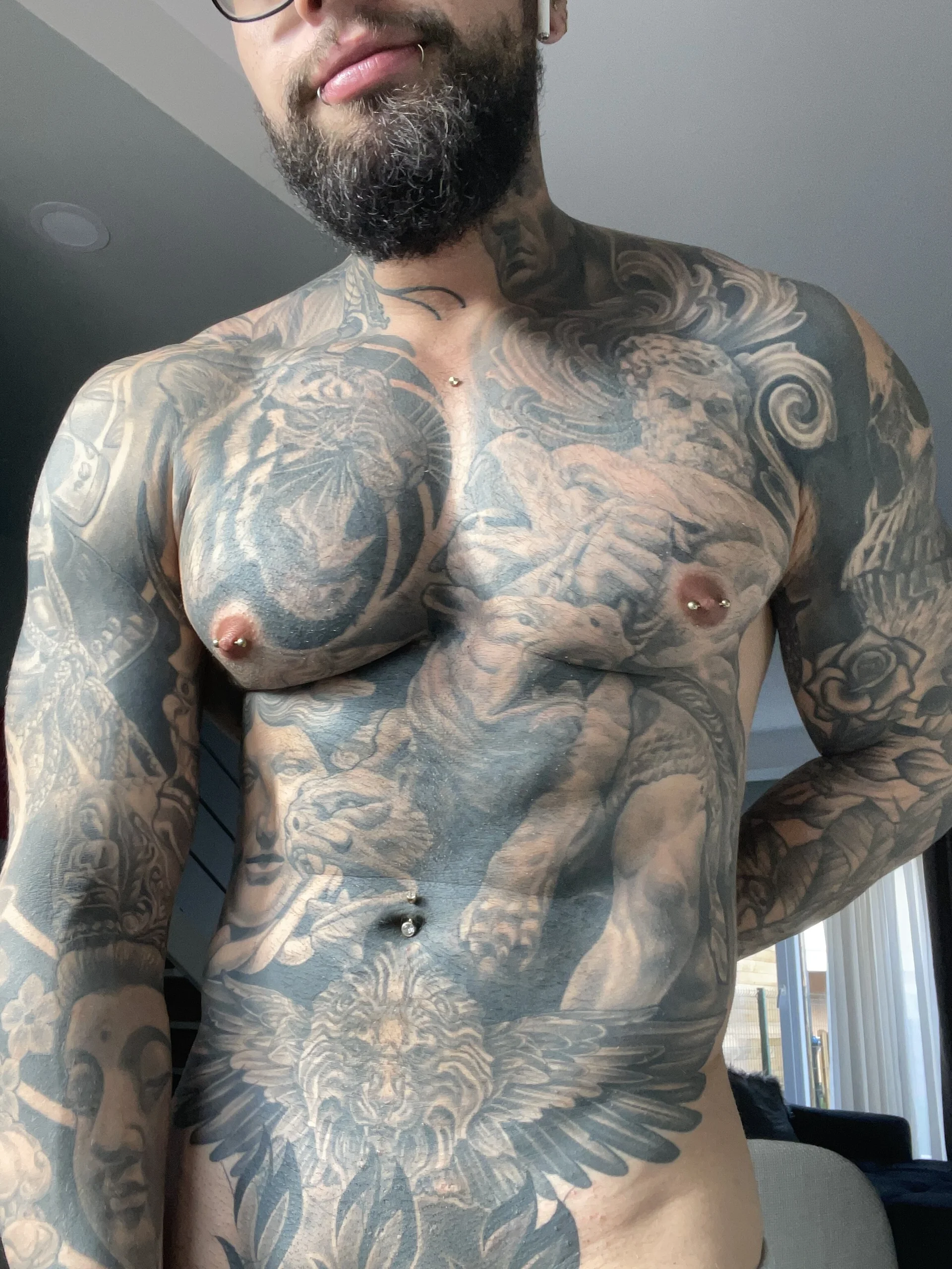 XXX Porn Photo of Nude natevillage 21