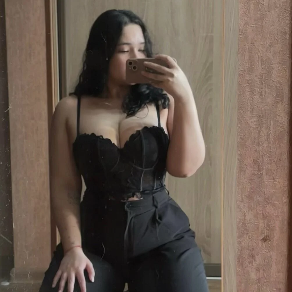 XXX Porn Photo of Nude adellene 1