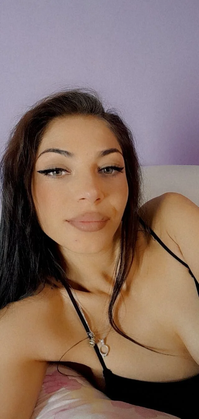 XXX Porn Photo of Nude AntoniaHottie 8