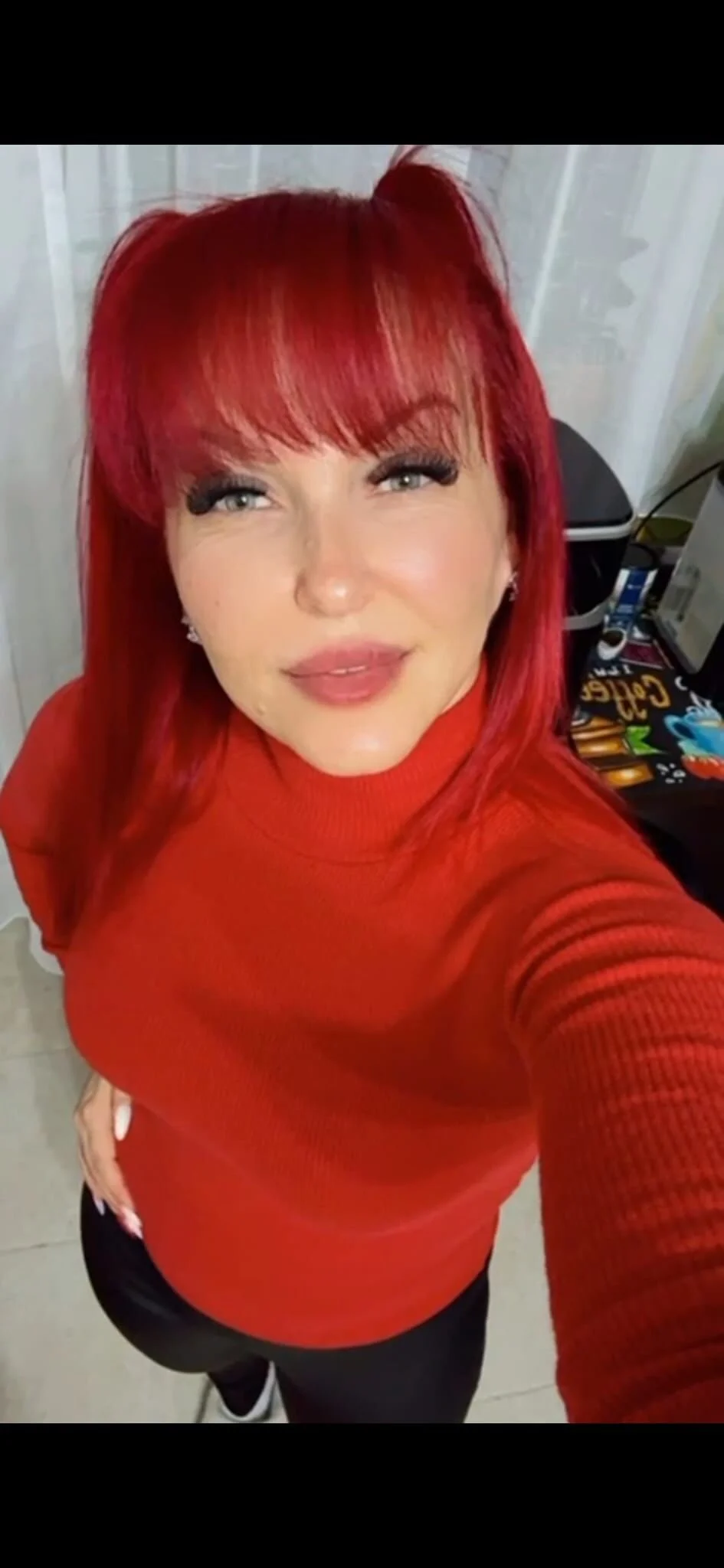 XXX Porn Photo of Nude Foxxxy_MILF 3