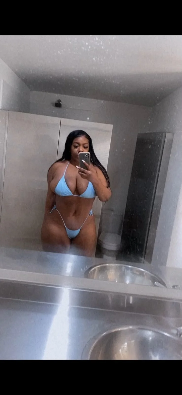 XXX Porn Photo of Nude Amazon_brunette1 4