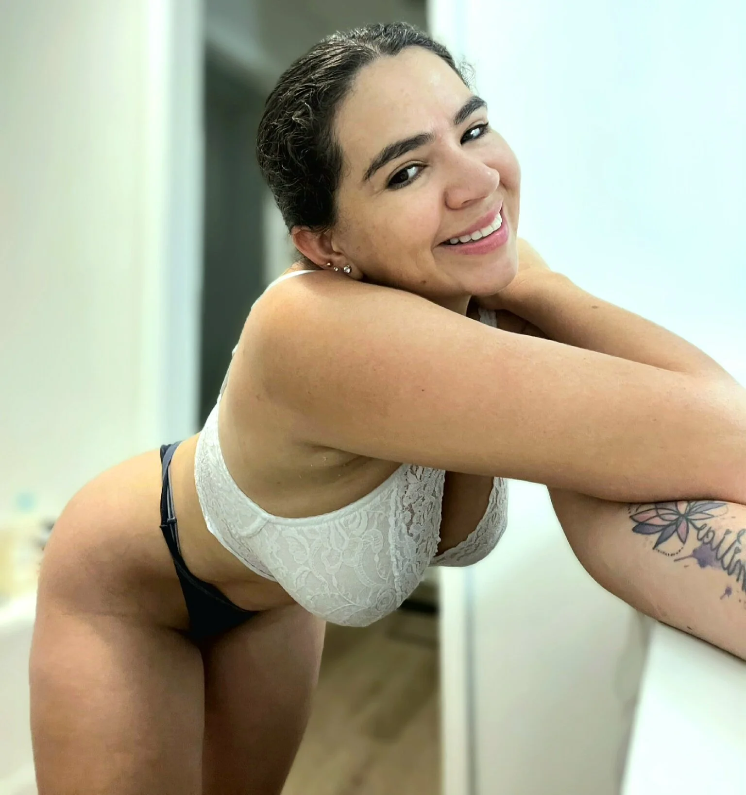 XXX Porn Photo of Nude Gringo_XXX_Latina 19