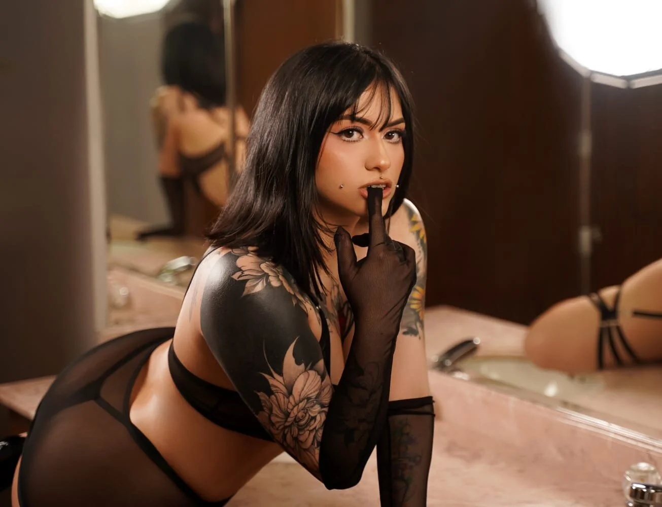 XXX Porn Photo of Nude Miaa_hunttt 9