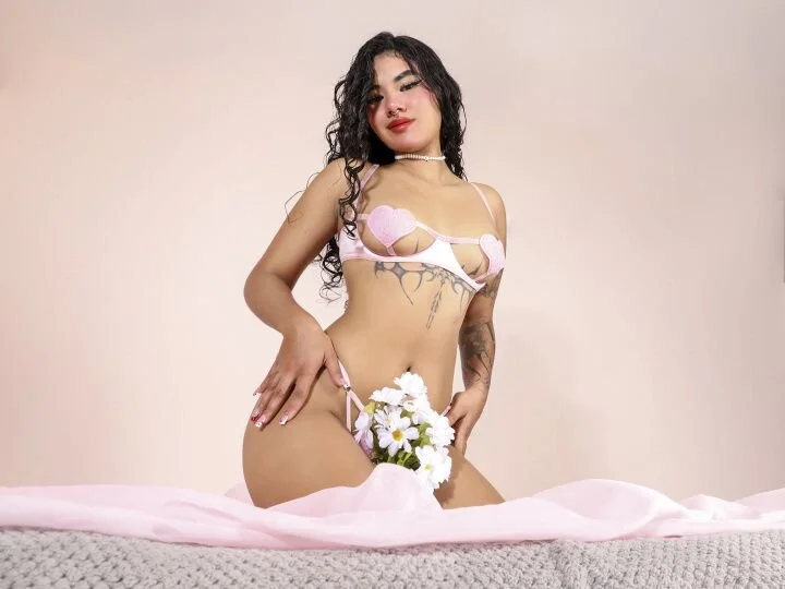 XXX Porn Photo of Nude Aurora_UwU 21