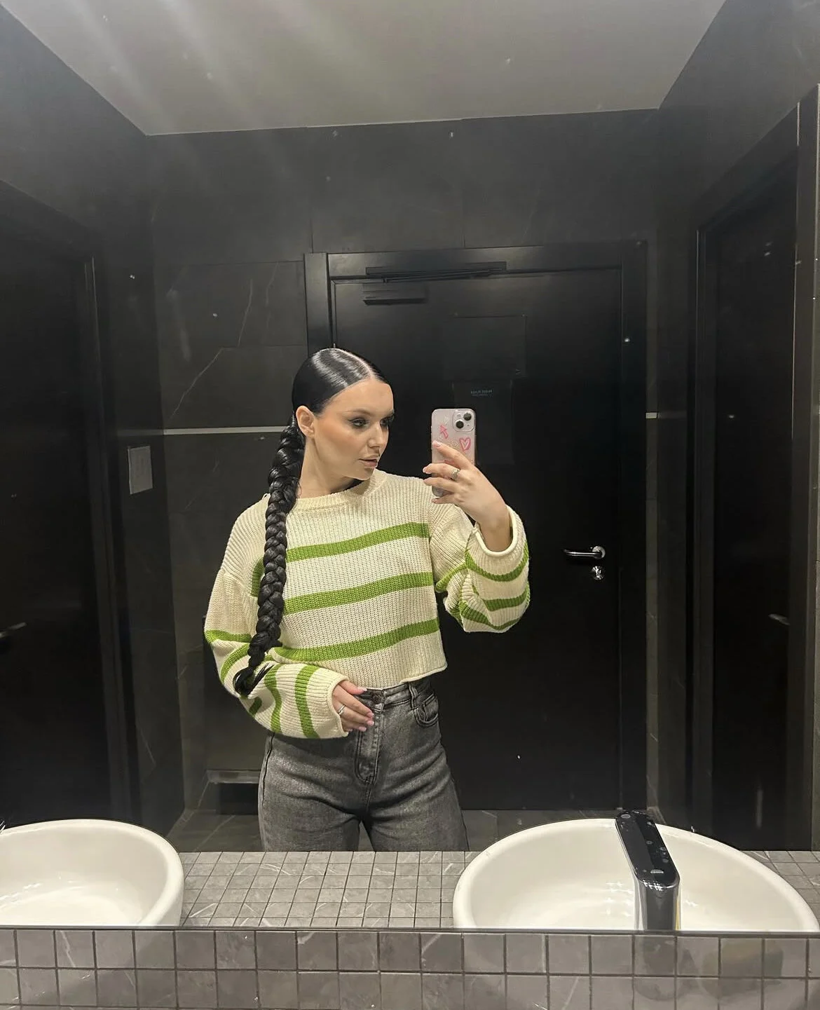 XXX Porn Photo of Nude Miss_Vic 4