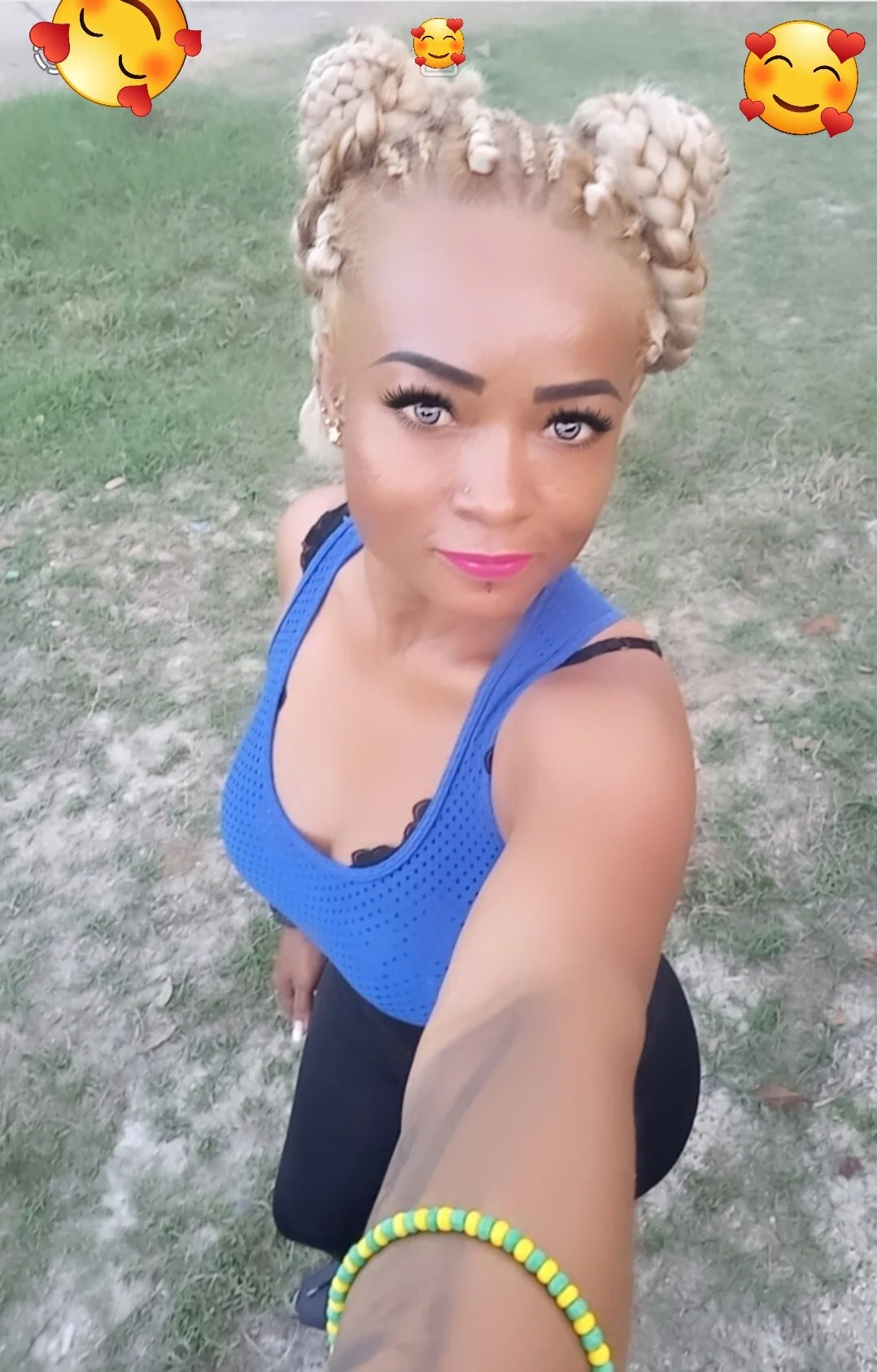 XXX Porn Photo of Nude gatadeojosclaros 8