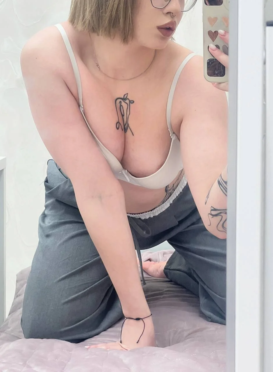 XXX Porn Photo of Nude royce_ghost1 77