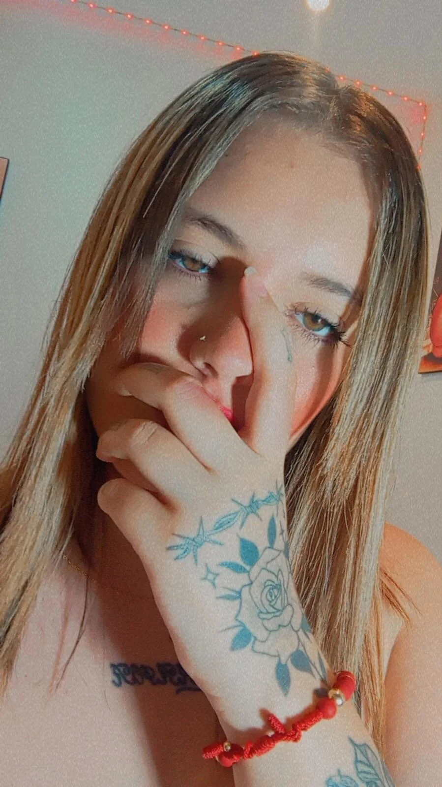 XXX Porn Photo of Nude kkendallclark 18