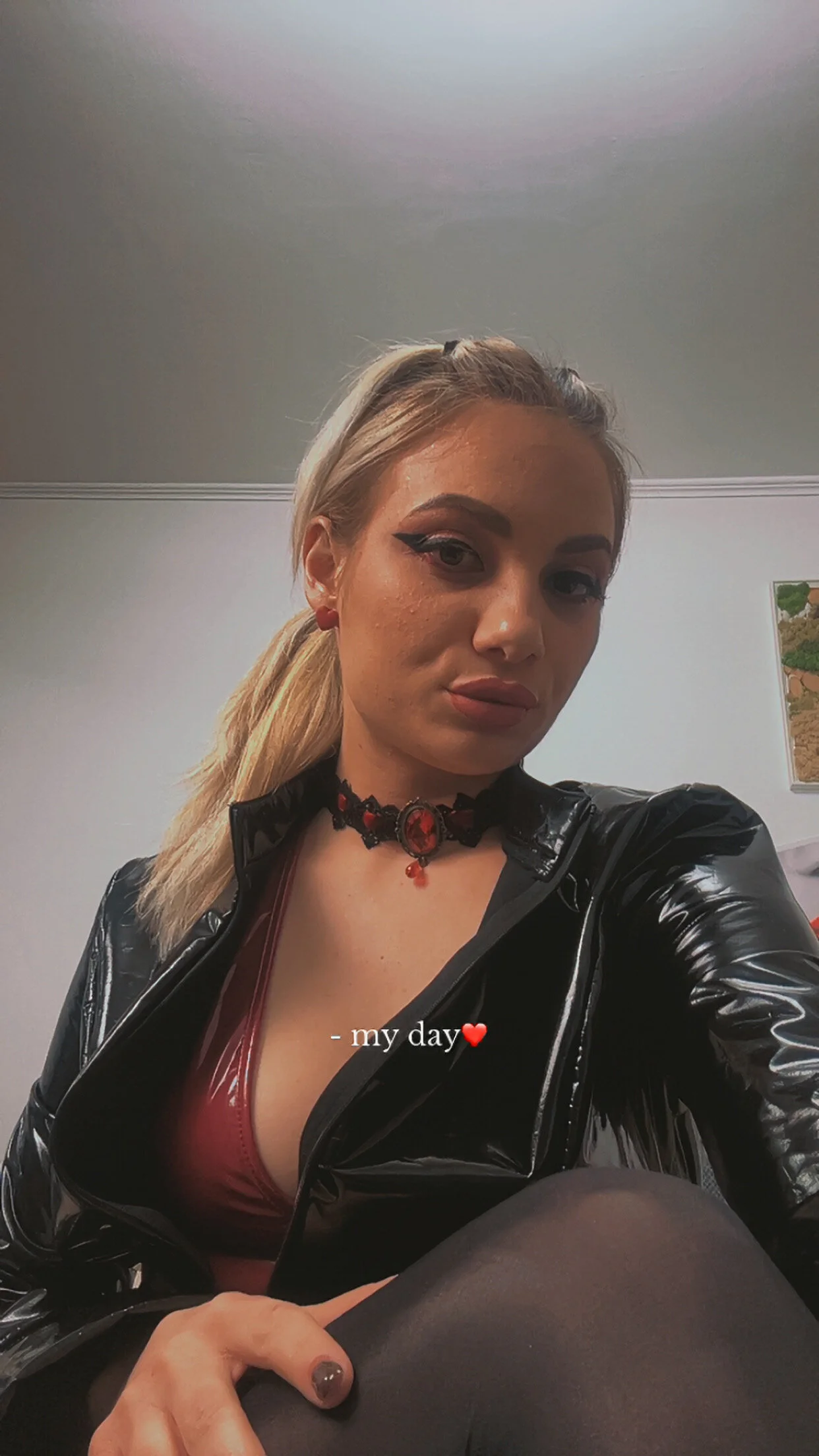 XXX Porn Photo of Nude FindomGoddess1 5