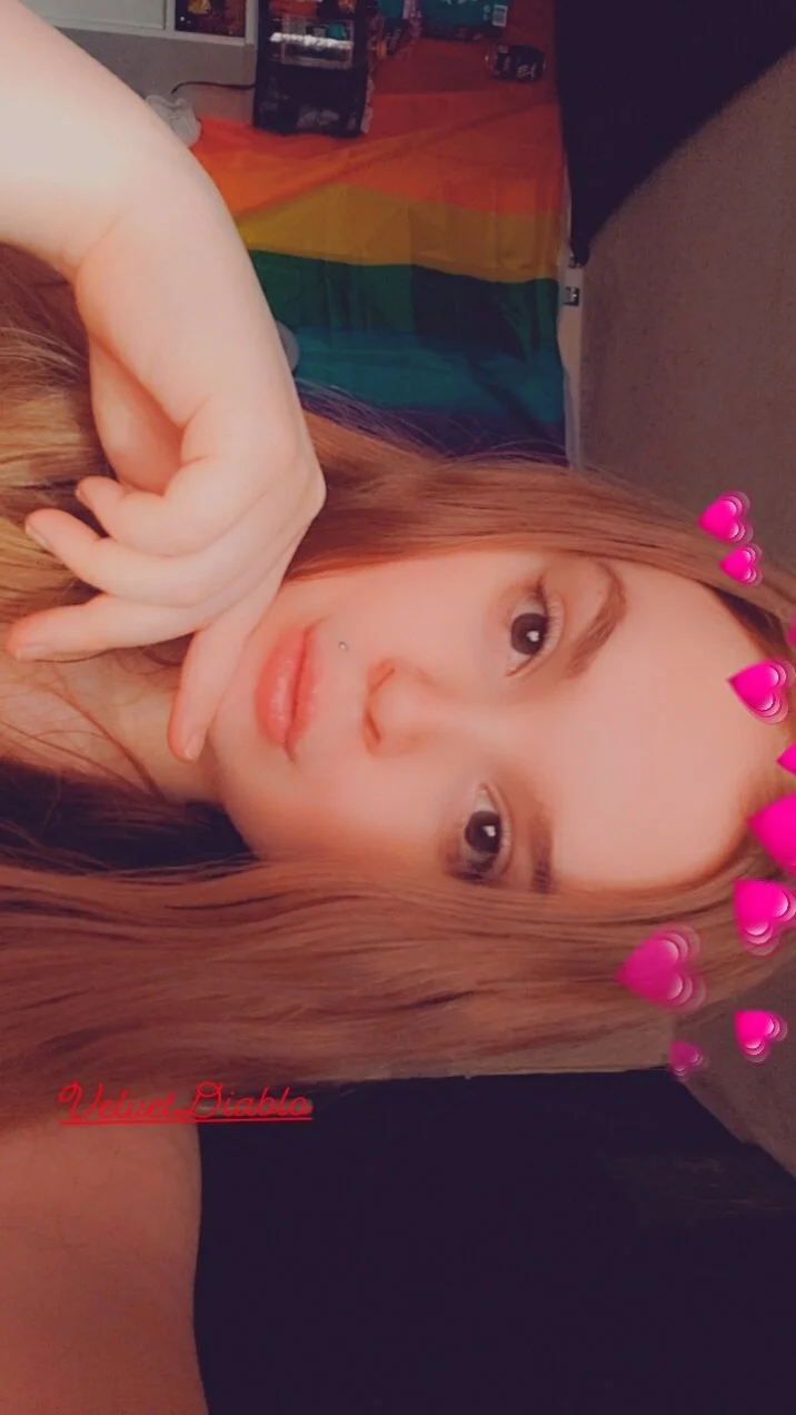 XXX Porn Photo of Nude VelvetDiablo 16