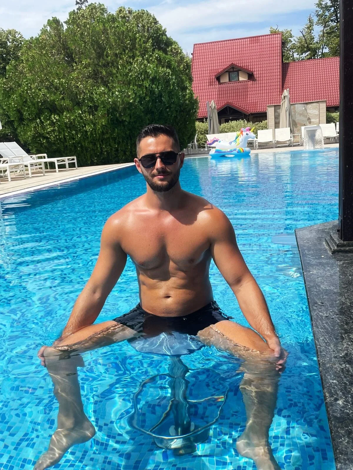 XXX Porn Photo of Nude ZackFraser 27