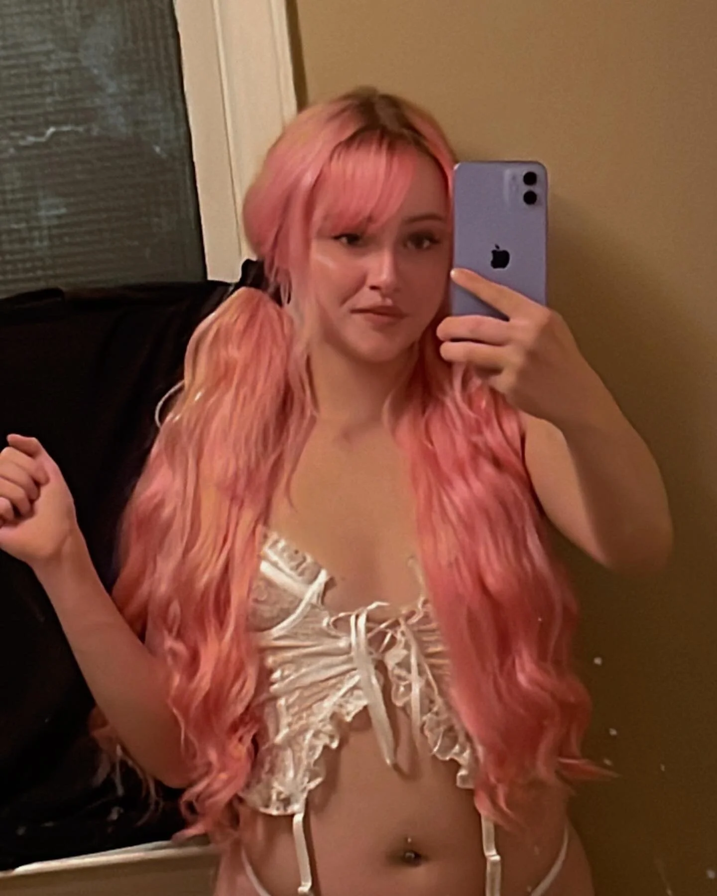 XXX Porn Photo of Nude sluttypumpkin 7