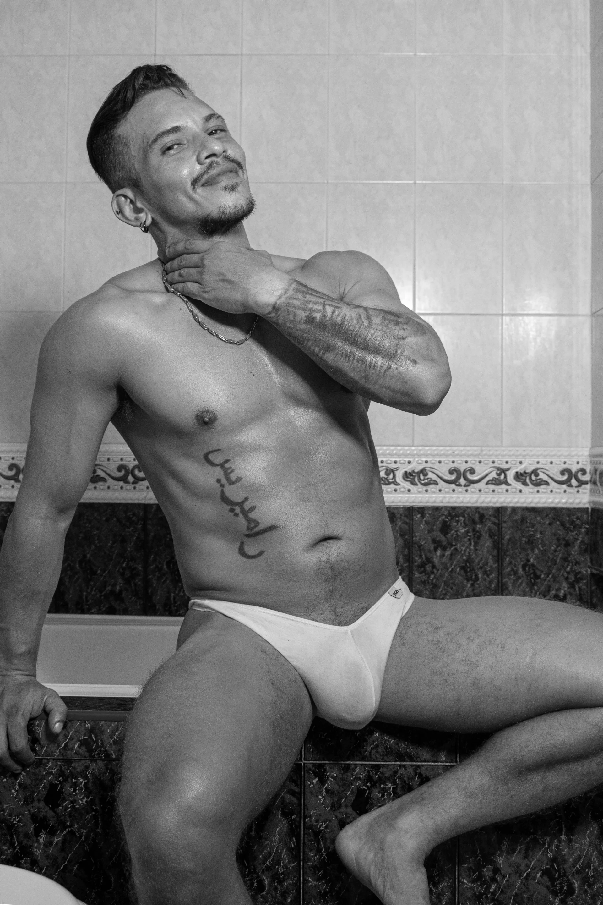 XXX Porn Photo of Nude lean_arcos 69