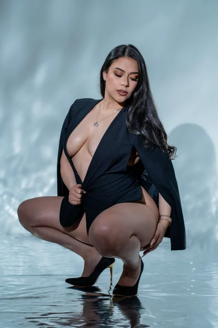 XXX Porn Photo of Nude Nicolle_W 59