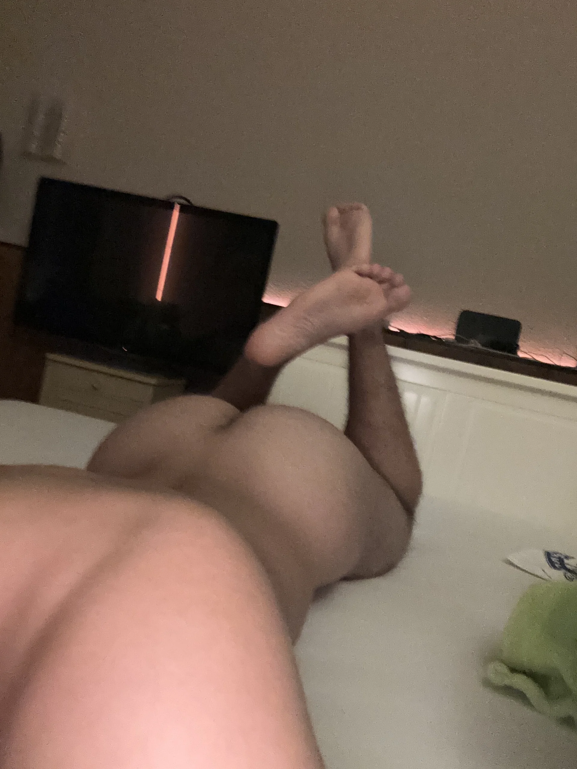 XXX Porn Photo of Nude BlowSlut 2