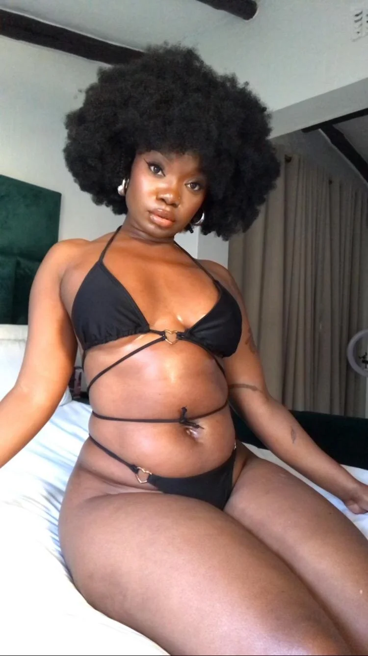 XXX Porn Photo of Nude Sutton-22 5