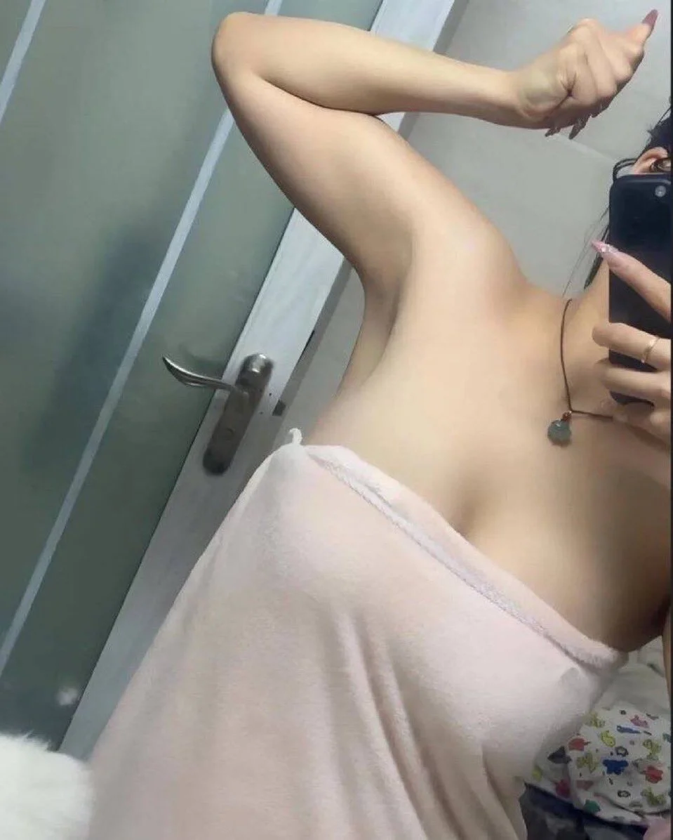 XXX Porn Photo of Nude __cherry-cute__ 1
